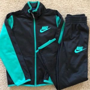Boys Nike outfit